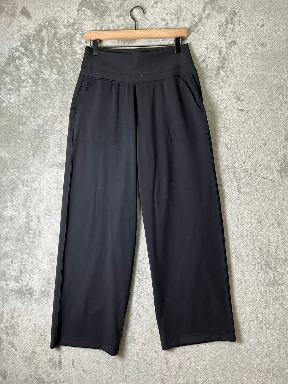 Athleta Venice High Rise Wide Leg Pull On Pants Athleisure Minimalist Travel M